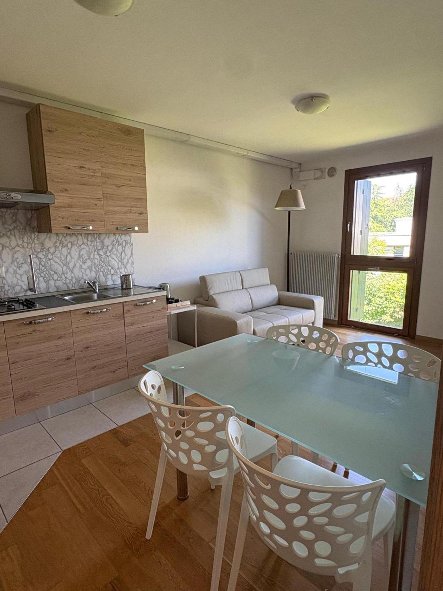 Crossroads Apartment Santa Maria la Longa Exterior foto